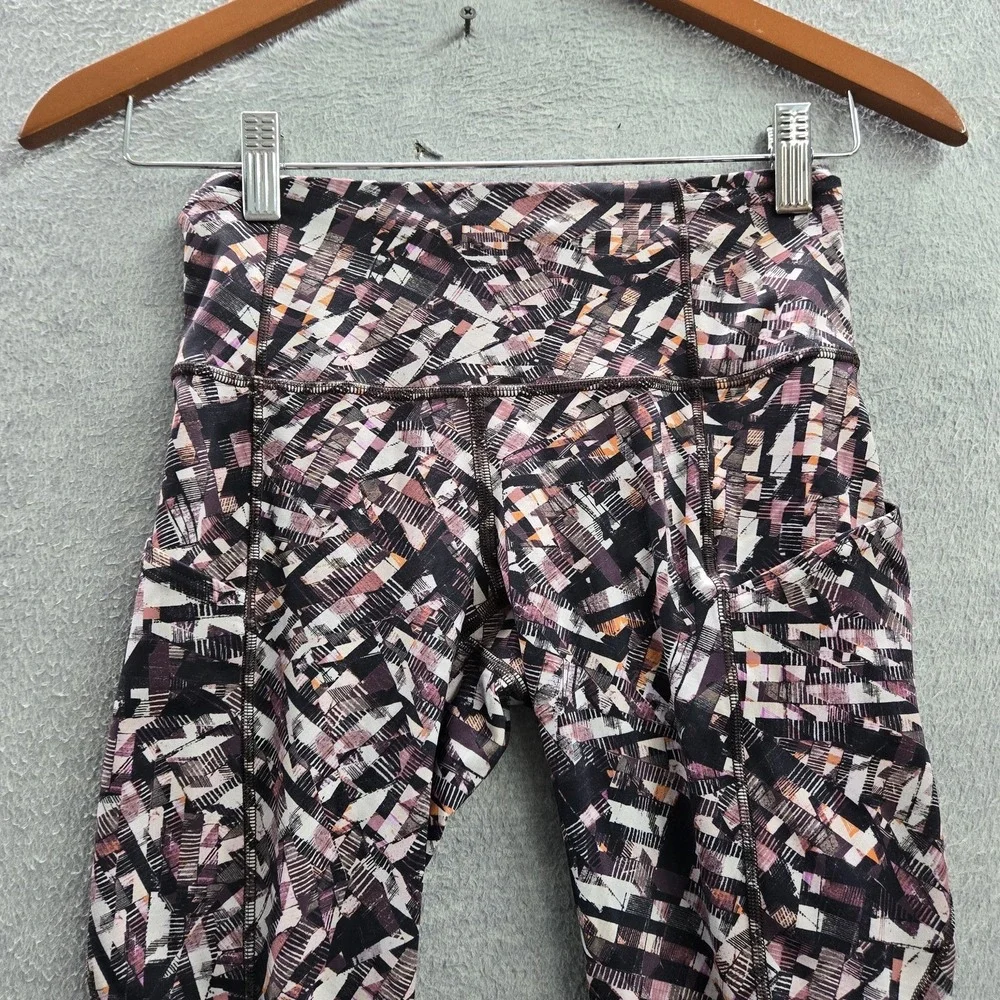 Lululemon Women Activewear Pants 4 Black Geometric Fast Free II Yoga Legging